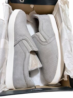 🌼💚NIB Dr Scholls Men's Slip-On Casual Sneakers in Light Gray